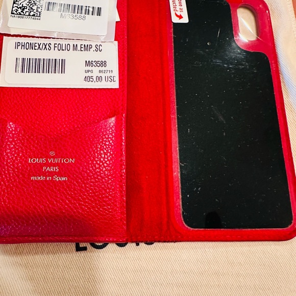 Louis Vuitton X/ Xs iphone folio case. Embossed red. - Picture 2 of 12
